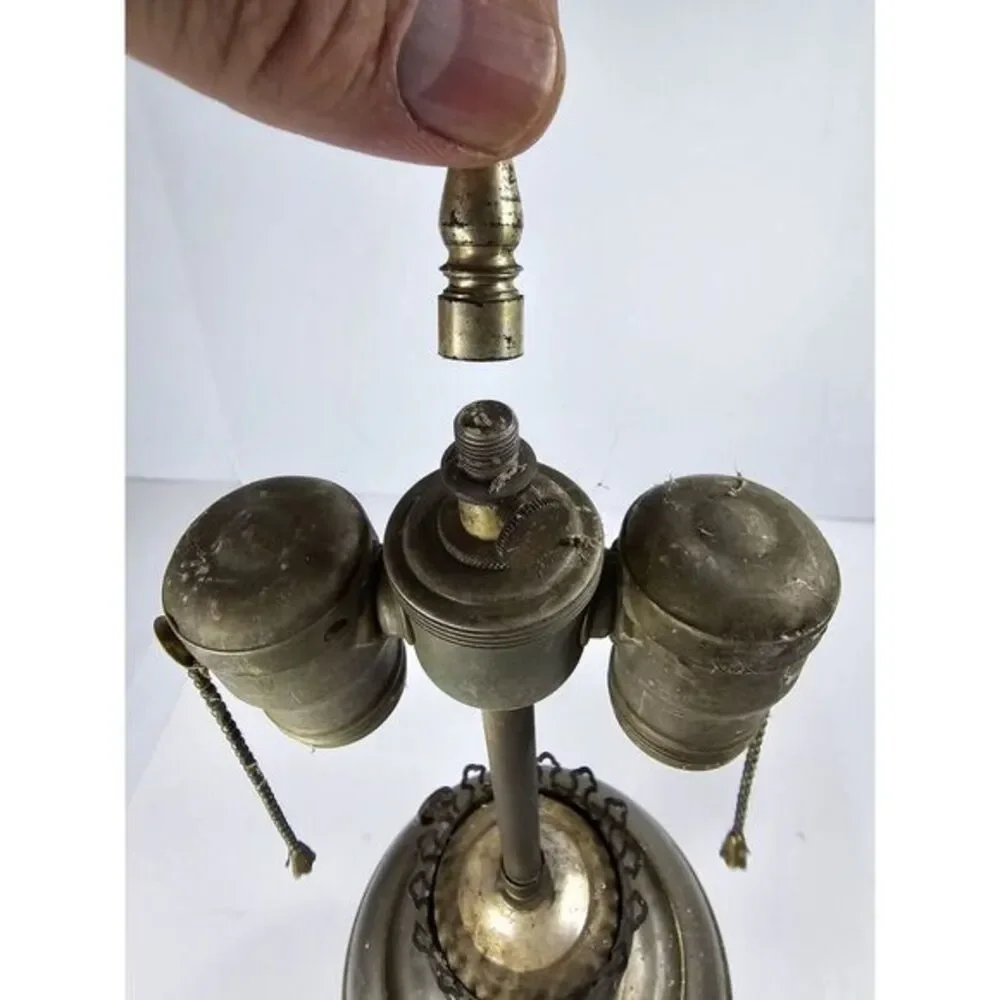 Collectable Vintage Antique Aladdin Oil‎ Lamp Converted Electric Light Vtg Rare